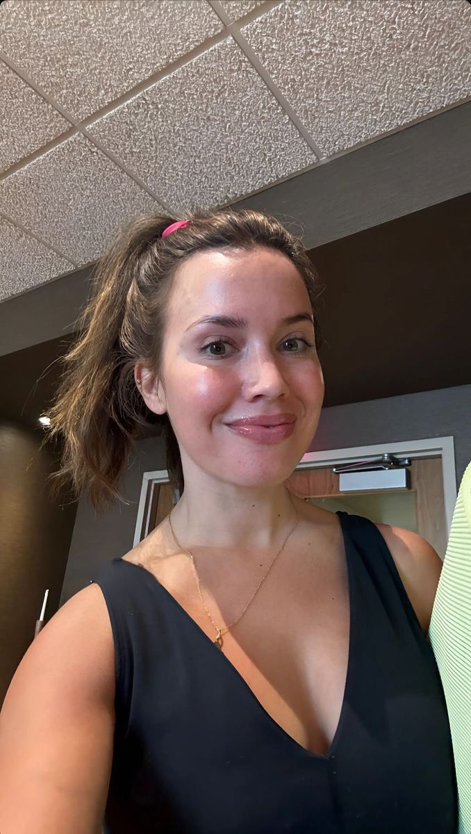 Sarah M. – California, US